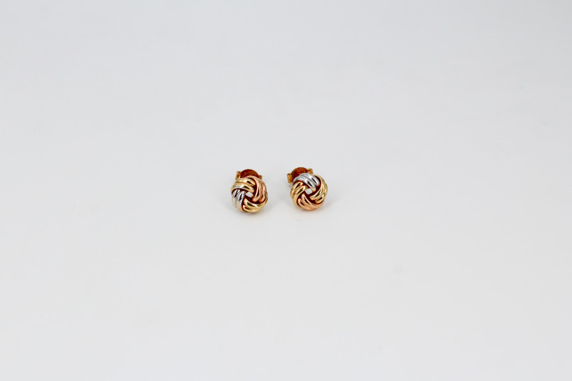 Pendiente de oro combinado de 18k. de segunda mano. Joyería de ocasión | ROYALHYSTERIA