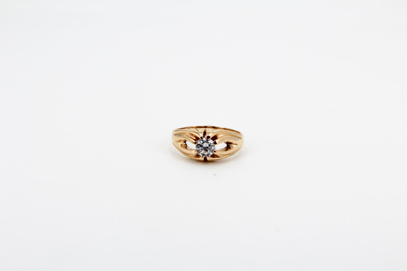 Solitario de oro de 18k. de segunda mano. Joyería de ocasión | ROYALHYSTERIA