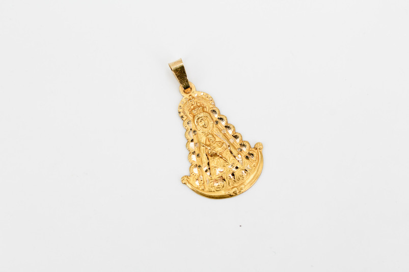 Medalla de oro de 18k. de segunda mano. Joyería de ocasión | ROYALHYSTERIA