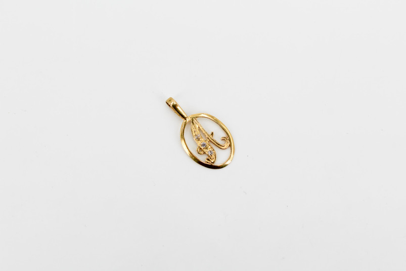 Colgante de oro de 18k. de segunda mano. Joyería de ocasión | ROYALHYSTERIA