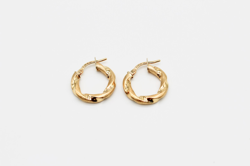 Aro de oro de 18k. de segunda mano. Joyería de ocasión | ROYALHYSTERIA