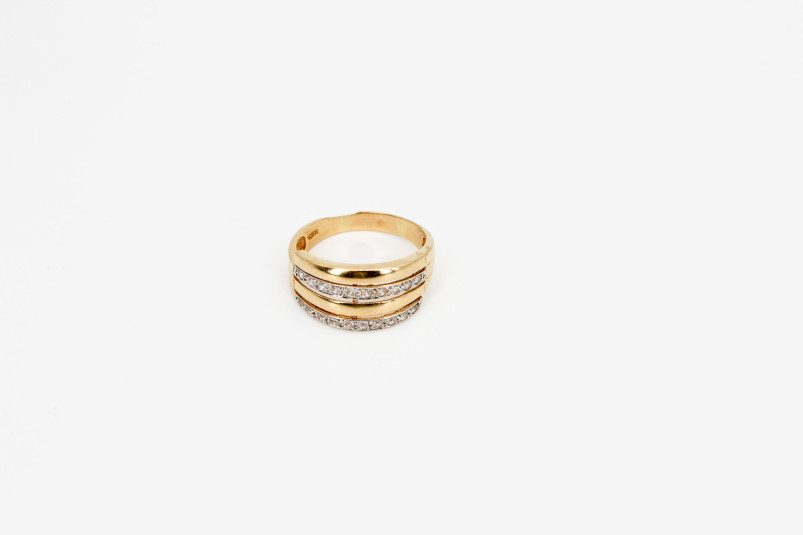 Anillo de oro de 18k. de segunda mano. Joyería de ocasión | ROYALHYSTERIA