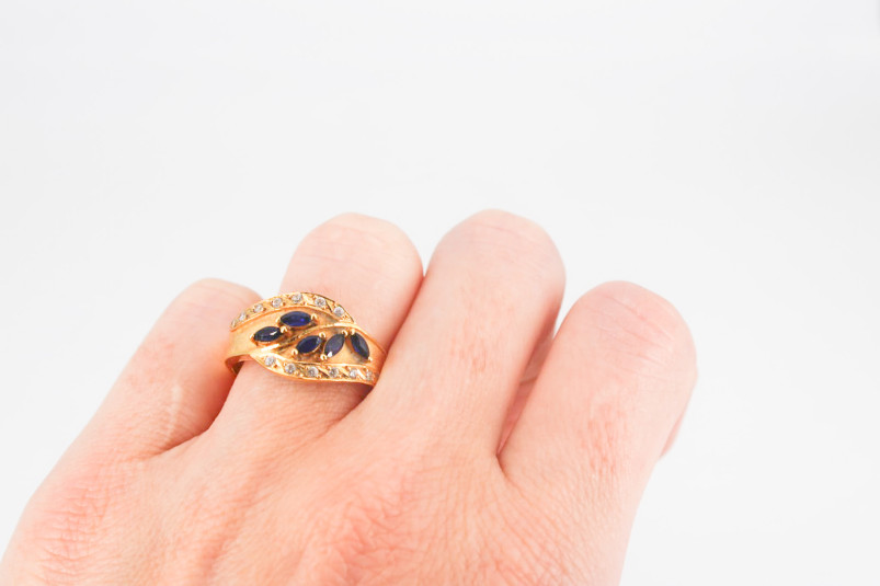 Anillo de oro de 18k. de segunda mano. Joyería de ocasión | ROYALHYSTERIA