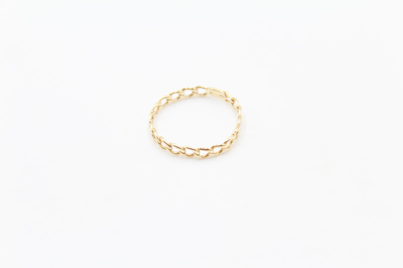 Anillo de oro de 18k. de segunda mano. Joyería de ocasión | ROYALHYSTERIA