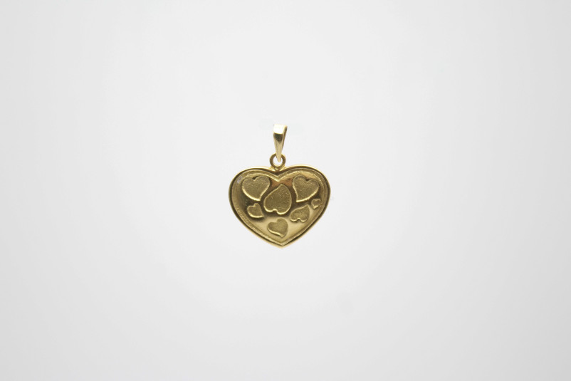 Colgante de oro de 18k. de segunda mano. Joyería de ocasión | ROYALHYSTERIA