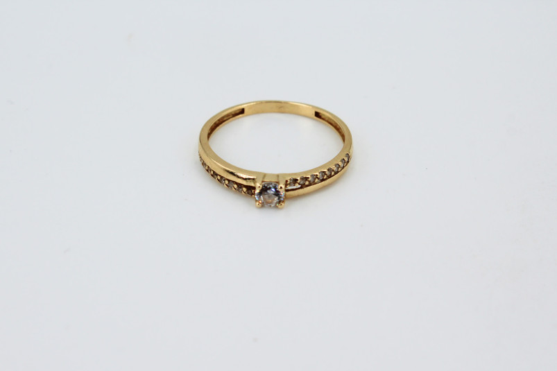 Anillo de oro de 18k. de segunda mano. Joyería de ocasión | ROYALHYSTERIA