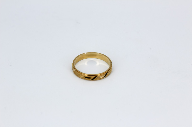 Anillo de oro de 18k. de segunda mano. Joyería de ocasión | ROYALHYSTERIA