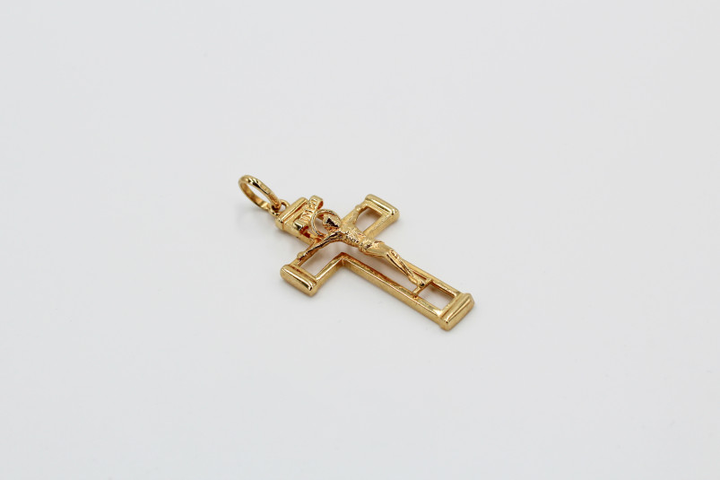 Cruz de oro de 18k. de segunda mano. Joyería de ocasión | ROYALHYSTERIA