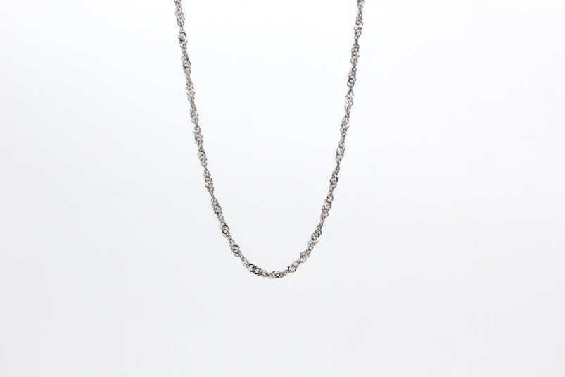 Gargantilla de oro blanco de 18k. de segunda mano. Joyería de ocasión | ROYALHYSTERIA