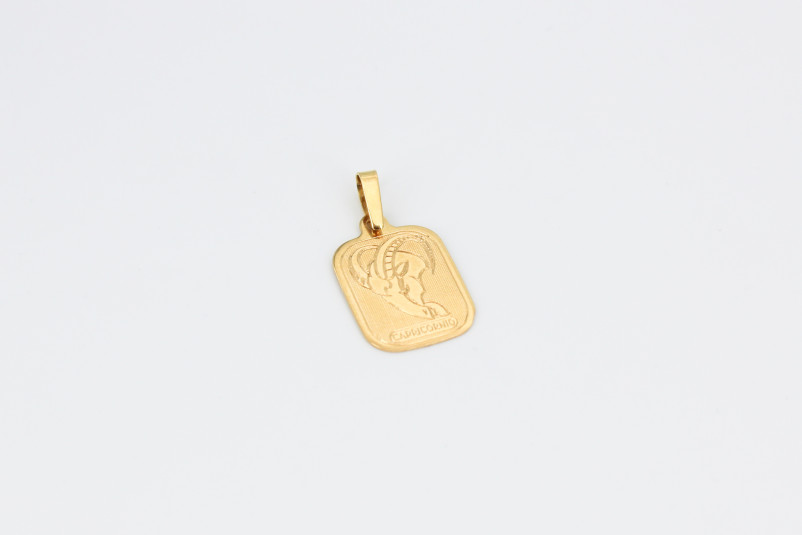 Colgante de oro de 18k. de segunda mano. Joyería de ocasión | ROYALHYSTERIA