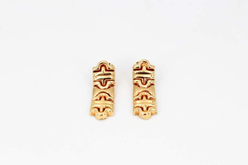 Pendiente de oro de 18k. de segunda mano. Joyería de ocasión | ROYALHYSTERIA