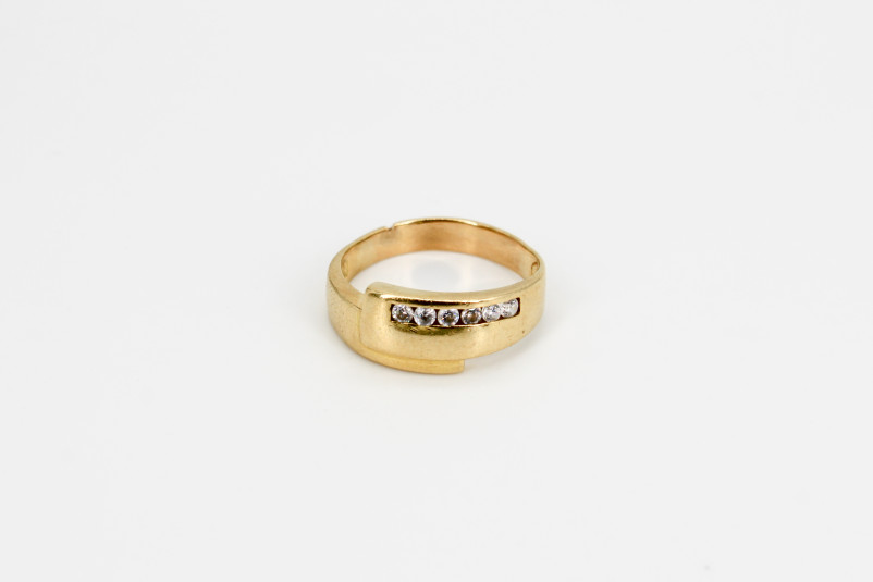 Anillo de oro de 18k. de segunda mano. Joyería de ocasión | ROYALHYSTERIA