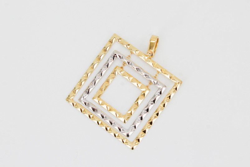 Colgante de oro combinado de 18k. de segunda mano. Joyería de ocasión | ROYALHYSTERIA