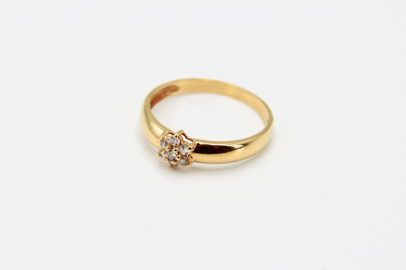 Anillo de oro de 18k. de segunda mano. Joyería de ocasión | ROYALHYSTERIA