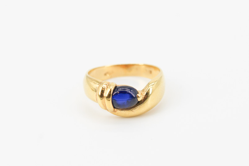 Anillo de oro de 18k. de segunda mano. Joyería de ocasión | ROYALHYSTERIA