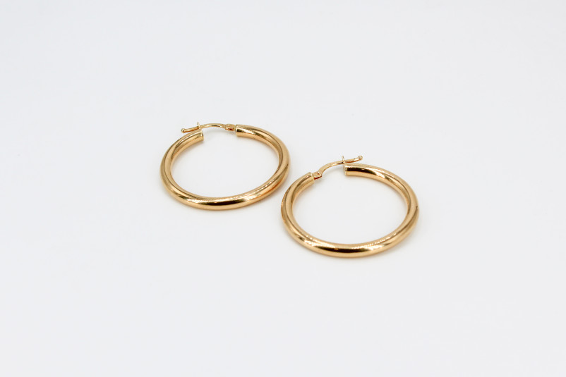 Aro de oro de 18k. de segunda mano. Joyería de ocasión | ROYALHYSTERIA
