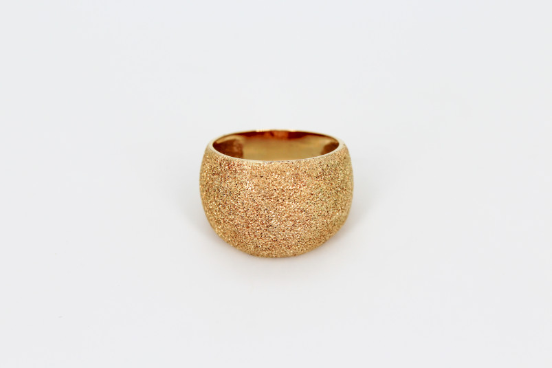 Anillo de oro de 18k. de segunda mano. Joyería de ocasión | ROYALHYSTERIA