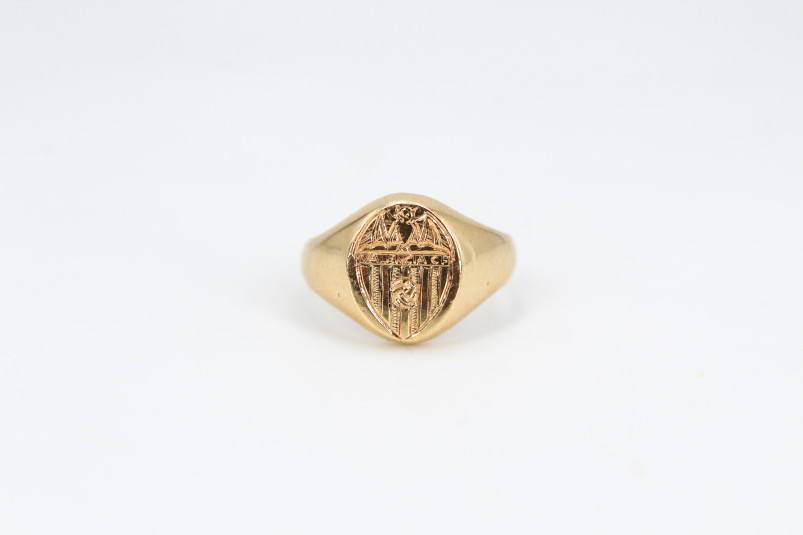Sello de oro de 18k. de segunda mano. Joyería de ocasión | ROYALHYSTERIA