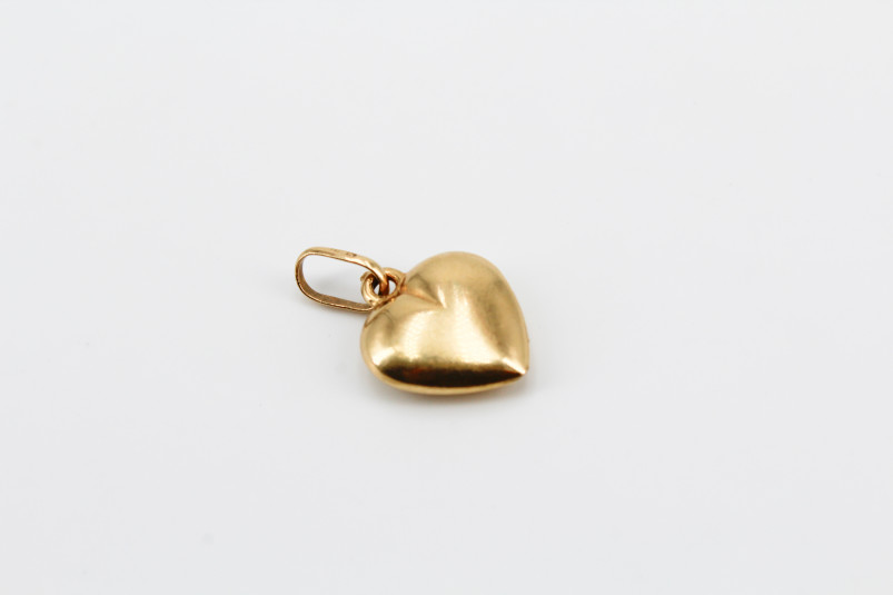 Colgante de oro de 18k. de segunda mano. Joyería de ocasión | ROYALHYSTERIA