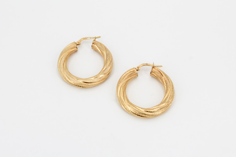 Aro de oro de 18k. de segunda mano. Joyería de ocasión | ROYALHYSTERIA