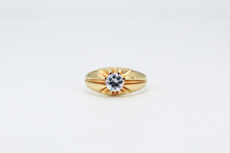 Solitario de oro de 18k. de segunda mano. Joyería de ocasión | ROYALHYSTERIA