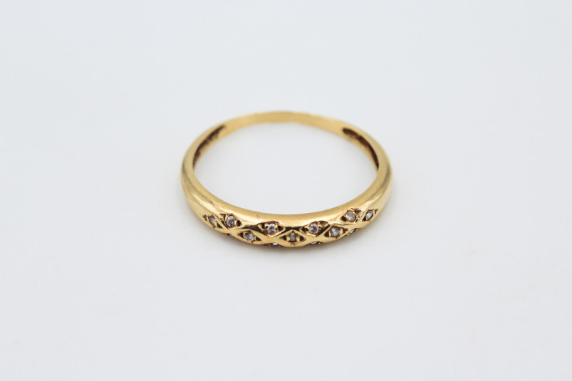 Anillo de oro de 18k. de segunda mano. Joyería de ocasión | ROYALHYSTERIA