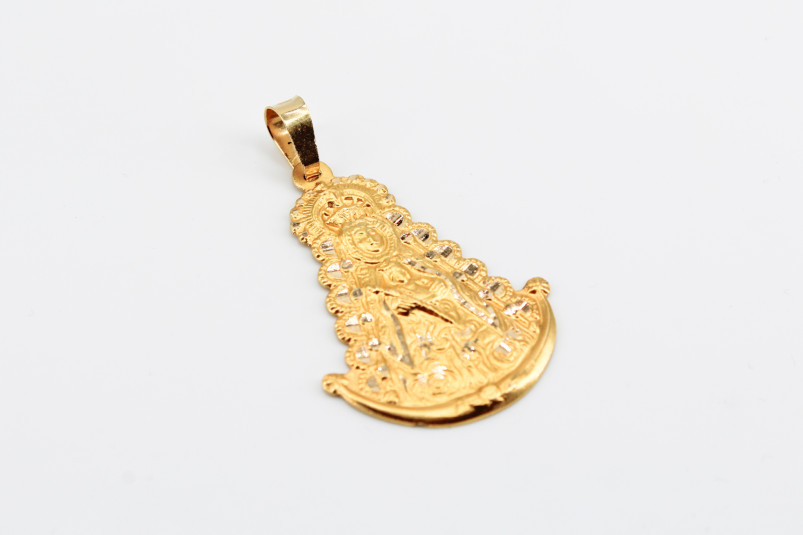 Medalla de oro de 18k. de segunda mano. Joyería de ocasión | ROYALHYSTERIA