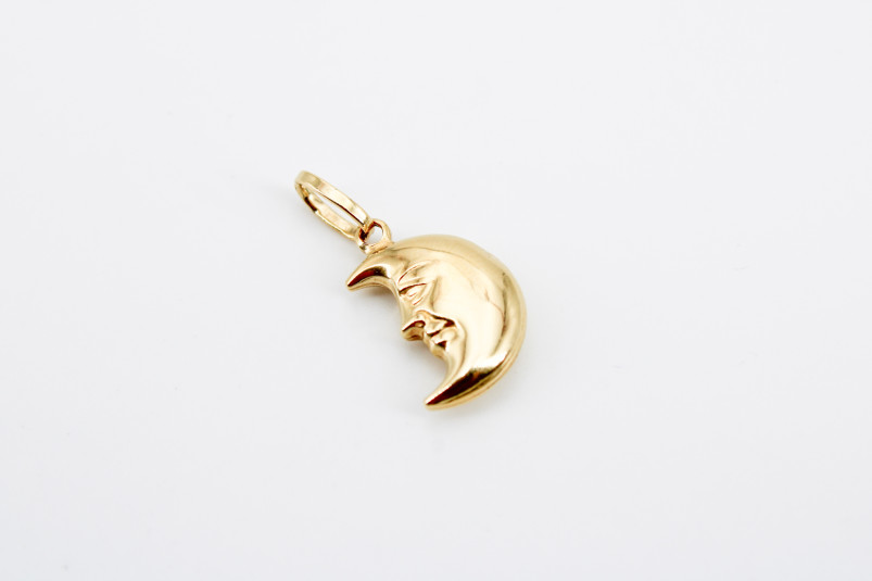 Colgante de oro de 18k. de segunda mano. Joyería de ocasión | ROYALHYSTERIA