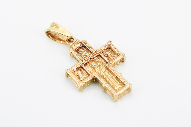 Cruz de oro de 18k. de segunda mano. Joyería de ocasión | ROYALHYSTERIA