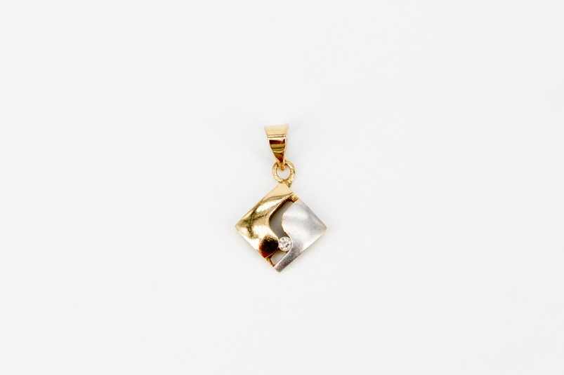Colgante de oro combinado de 18k. de segunda mano. Joyería de ocasión | ROYALHYSTERIA