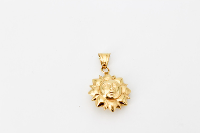 Colgante de oro de 18k. de segunda mano. Joyería de ocasión | ROYALHYSTERIA