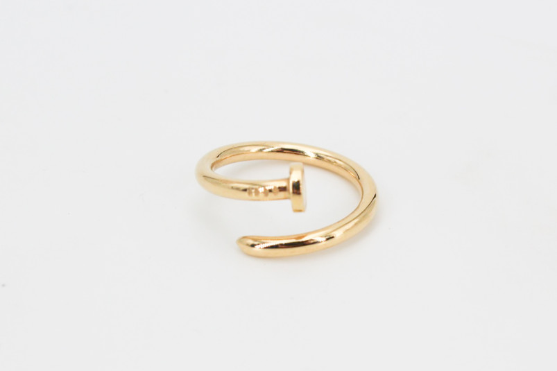 Anillo de oro de 18k. de segunda mano. Joyería de ocasión | ROYALHYSTERIA