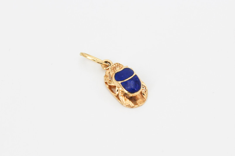Colgante de oro de 18k. de segunda mano. Joyería de ocasión | ROYALHYSTERIA