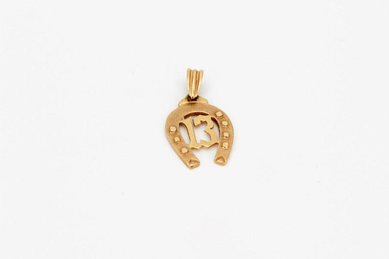 Colgante de oro de 18k. de segunda mano. Joyería de ocasión | ROYALHYSTERIA