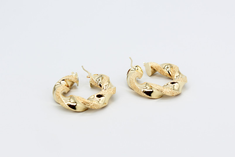 Aro de oro de 18k. de segunda mano. Joyería de ocasión | ROYALHYSTERIA