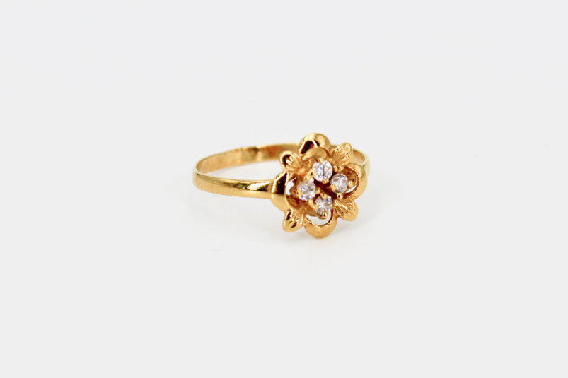 Anillo de oro de 18k. de segunda mano. Joyería de ocasión | ROYALHYSTERIA