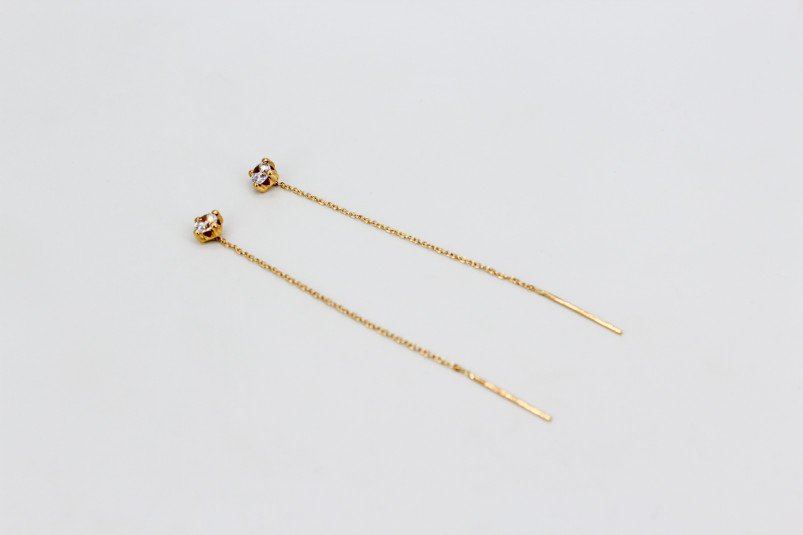 Pendiente de oro de 18k. de segunda mano. Joyería de ocasión | ROYALHYSTERIA