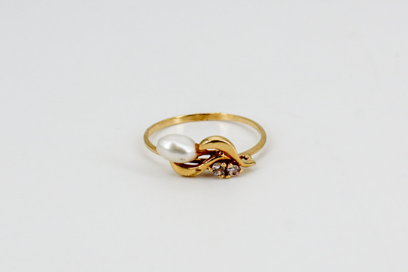 Anillo de oro de 18k. de segunda mano. Joyería de ocasión | ROYALHYSTERIA