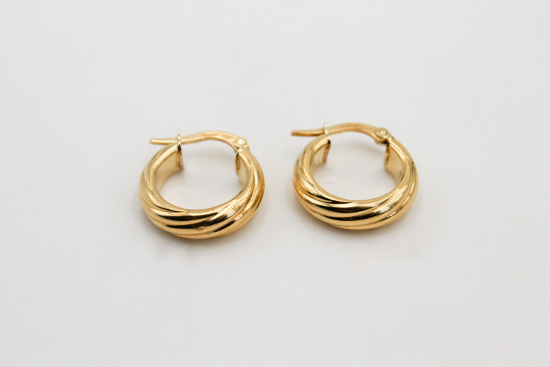 Aro de oro de 18k. de segunda mano. Joyería de ocasión | ROYALHYSTERIA