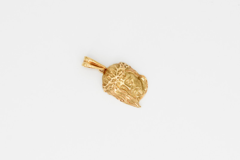 Colgante de oro de 18k. de segunda mano. Joyería de ocasión | ROYALHYSTERIA