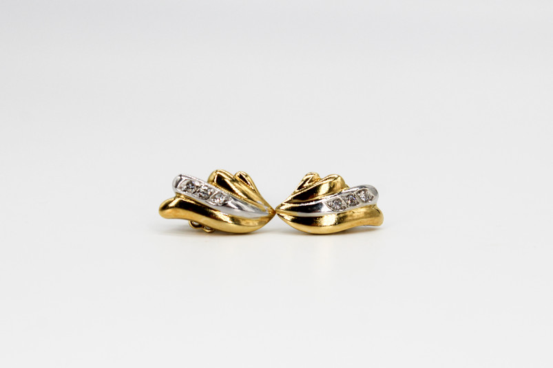Pendiente de oro combinado de 18k. de segunda mano. Joyería de ocasión | ROYALHYSTERIA