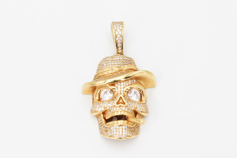 Colgante de oro de 18k. de segunda mano. Joyería de ocasión | ROYALHYSTERIA