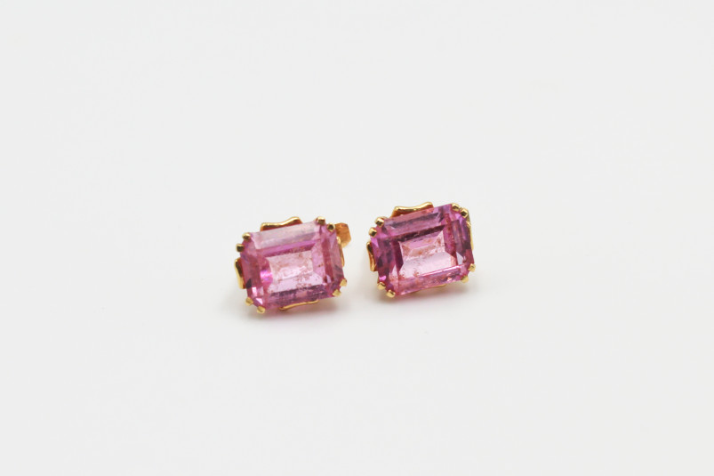 Pendiente de oro de 18k. de segunda mano. Joyería de ocasión | ROYALHYSTERIA