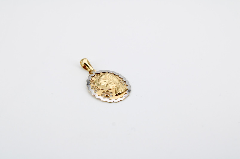 Medalla de oro combinado de 18k. de segunda mano. Joyería de ocasión | ROYALHYSTERIA