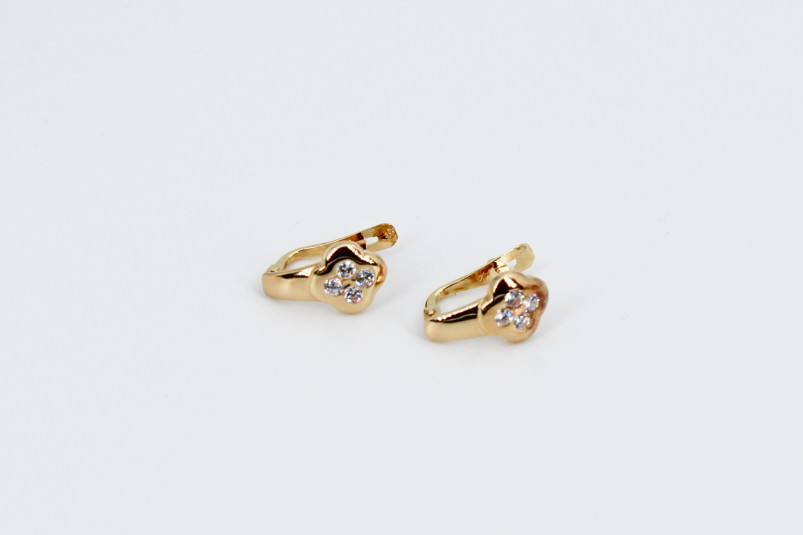 Pendiente de oro de 18k. de segunda mano. Joyería de ocasión | ROYALHYSTERIA