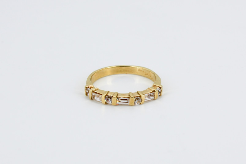 Anillo de oro de 18k. de segunda mano. Joyería de ocasión | ROYALHYSTERIA