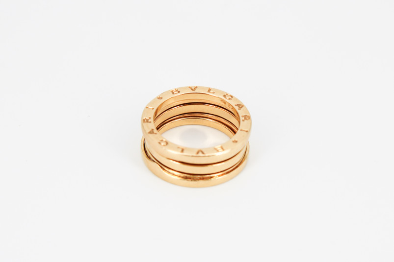 Anillo de oro de 18k. de segunda mano. Joyería de ocasión | ROYALHYSTERIA