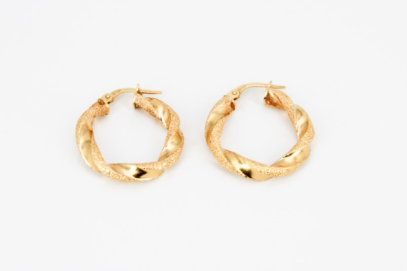Aro de oro de 18k. de segunda mano. Joyería de ocasión | ROYALHYSTERIA