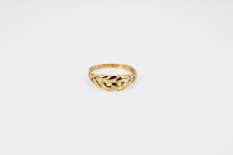 Anillo de oro de 18k. de segunda mano. Joyería de ocasión | ROYALHYSTERIA