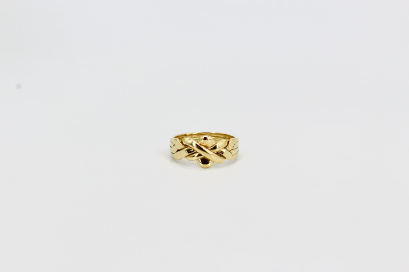 Anillo de oro de 18k. de segunda mano. Joyería de ocasión | ROYALHYSTERIA